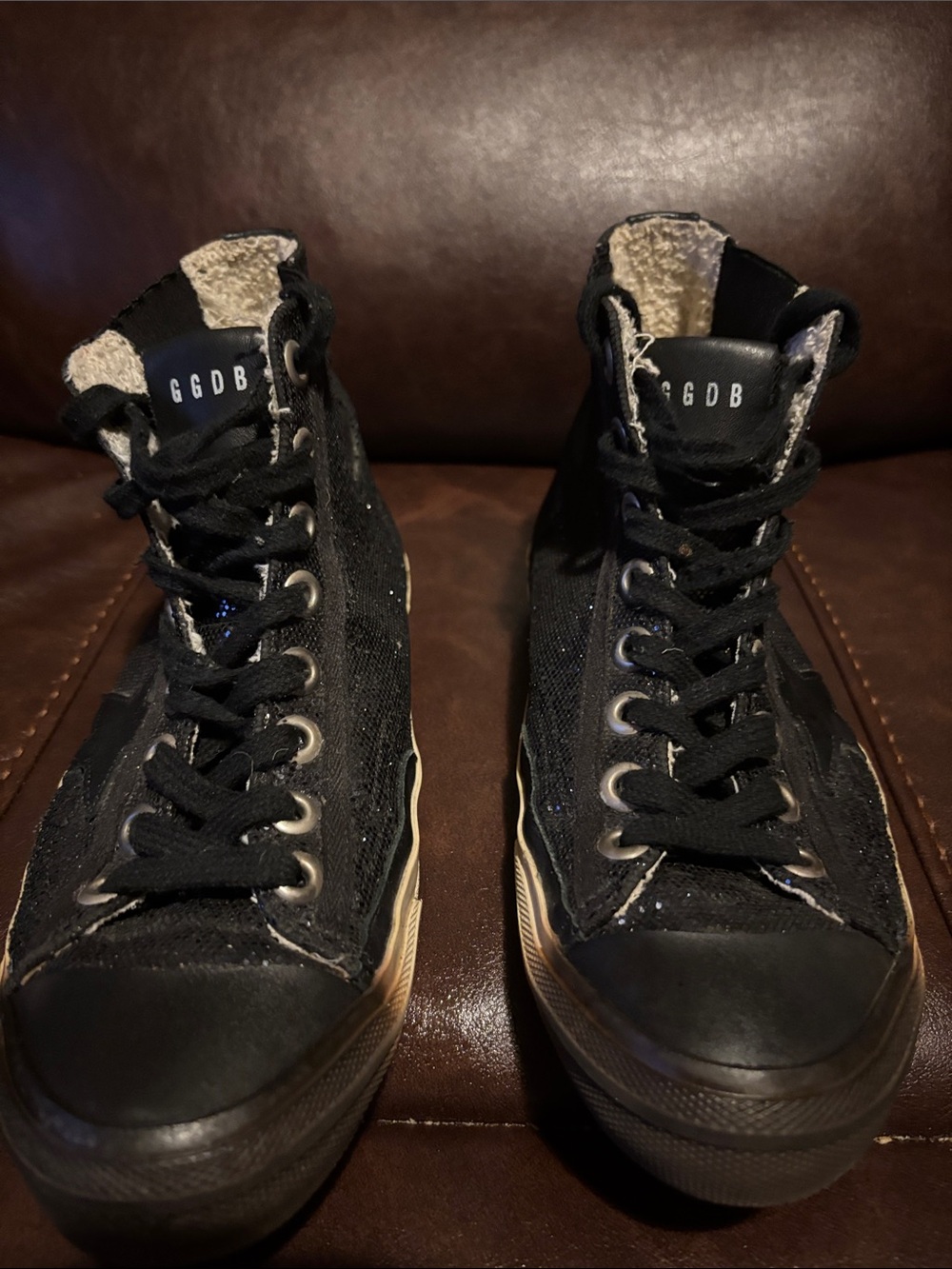 Golden Goose V Star
Glitter High Top
Sneakers